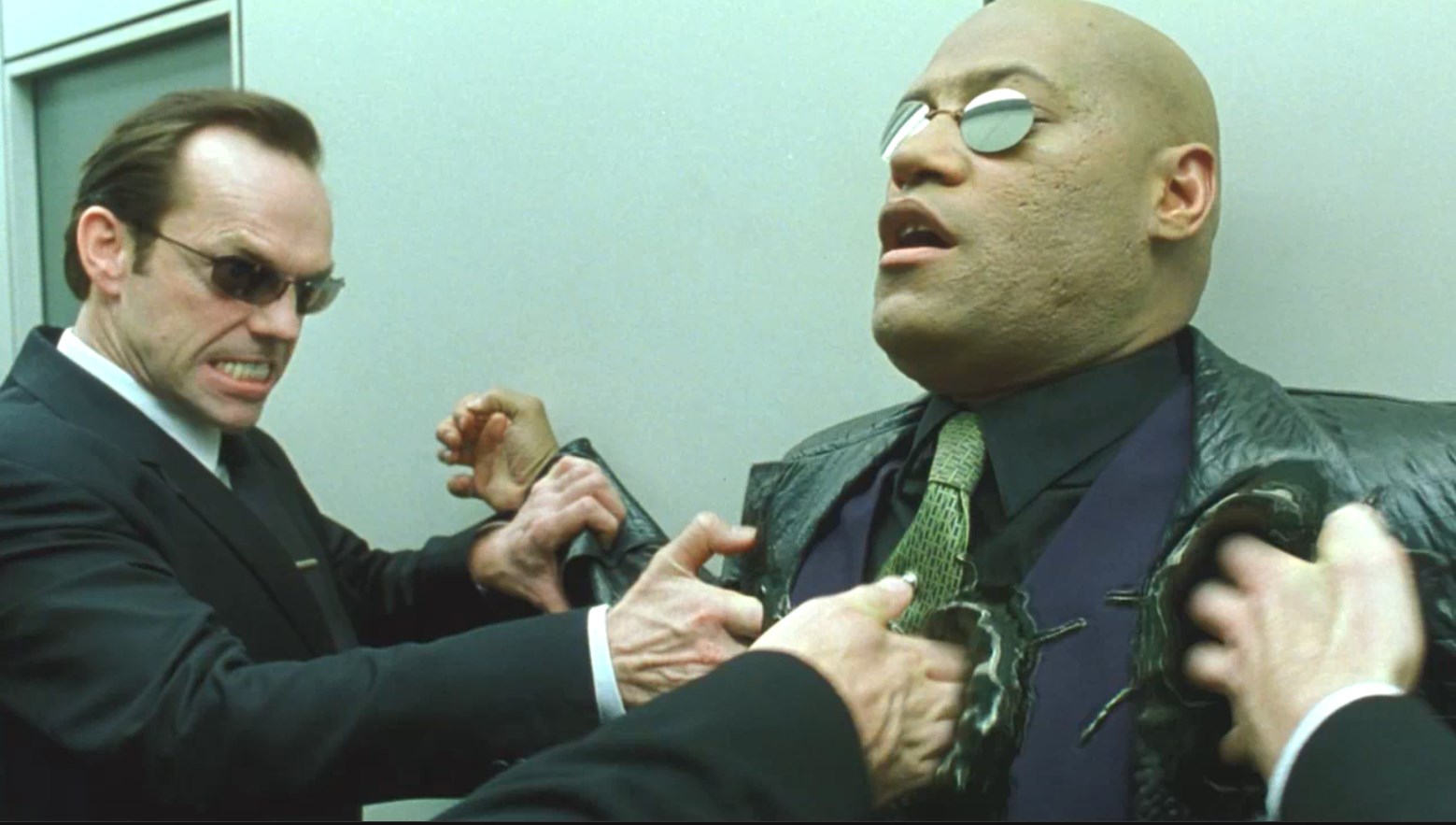 Не можешь победить? Влейся в нас!