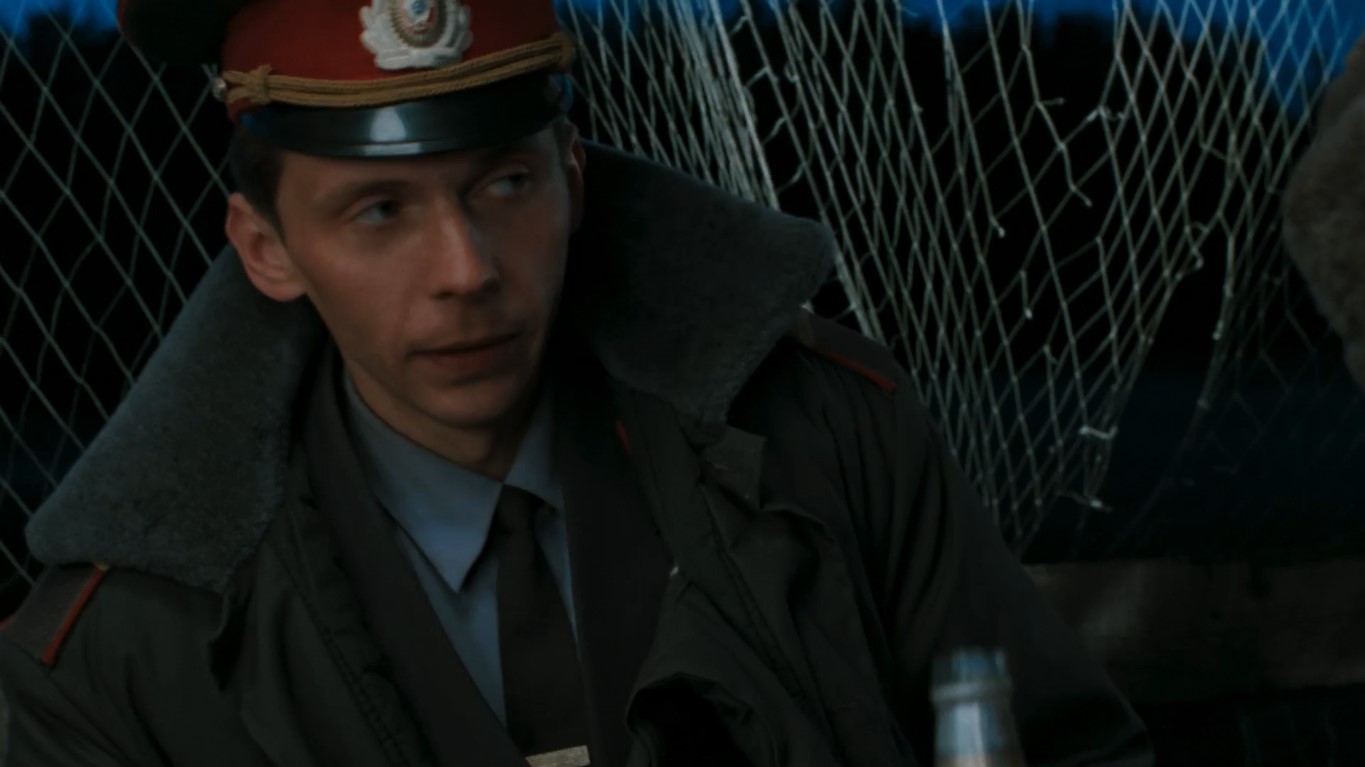 — Семёнов, водку пить будешь?
— Водку?... Водку буду.