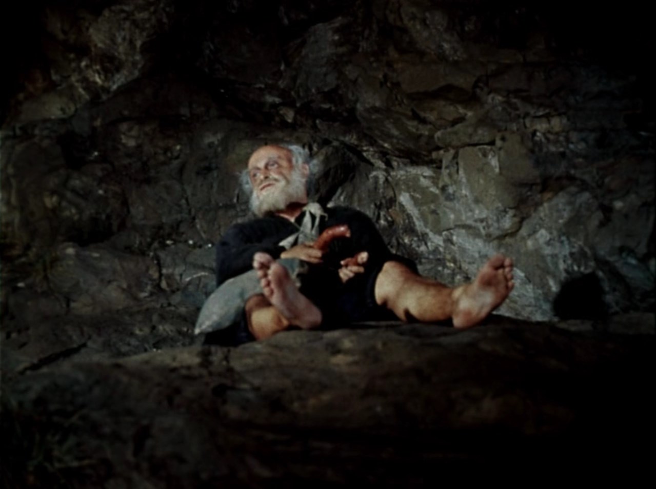 Отдай колбасу! Отдай колбасу, дурак! Вернись, я всё прощу!