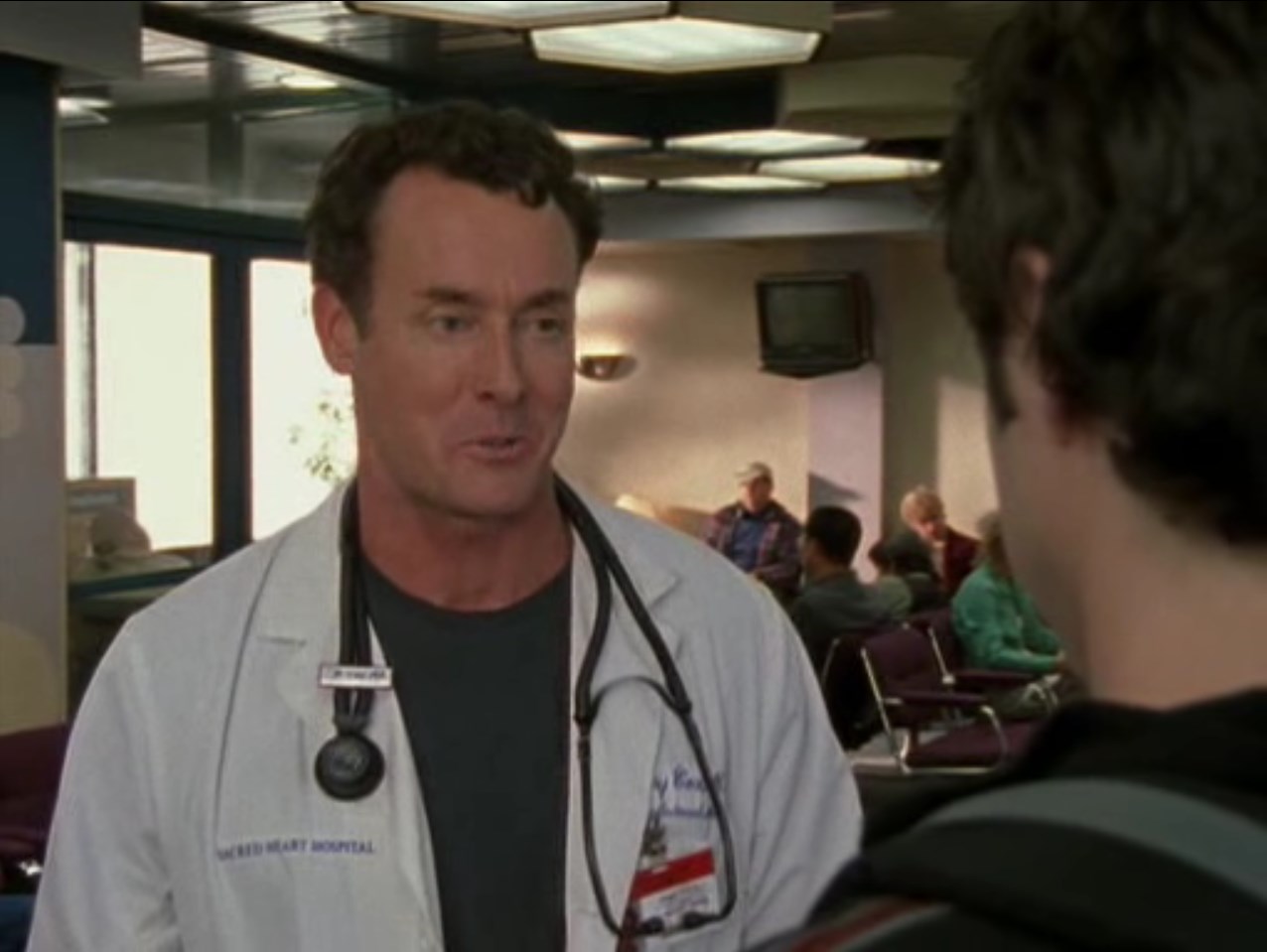 — Я, конечно, могу назвать несколько вещей, которые меня волнуют столь же мало, как и наша последняя неделя вместе... Низкоуглеводная диета, Майкл Мур, республиканская национальная конвенция, кабала, всё, что связано с ней, дочери Буша, беспроводной интернет, сериалы, переработка отходов, программа Подстава на МТВ, латиноамериканские Гремми, настоящие Гремми, телепузики, гонорары игроков Янки, демократические штаты, республиканские штаты, машины-гибриды, ведущие всех-всех-всех ток шоу... Все на этой планете, все в солнечной системе, а также все-все-все на этом свете, что существует, существовало в прошлом и когда-нибудь будет существовать во всех возможных измерениях! Ах, да! И еще Хью Джекман!
— Хью Джекман! Это же Росомаха из Людей Икс! Как он мог!!!