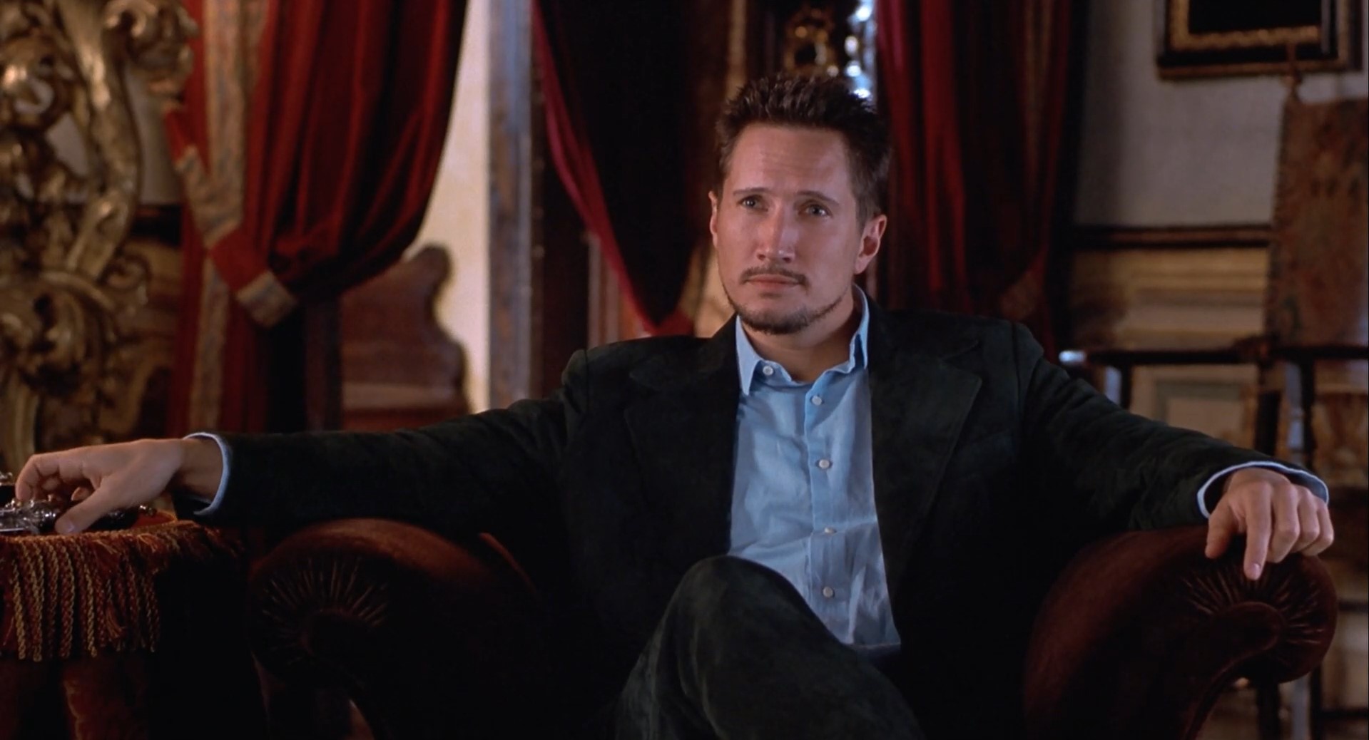 Алекс Бернье Уильям Эден — Ты можешь умереть?
— Попробуй, узнаешь.