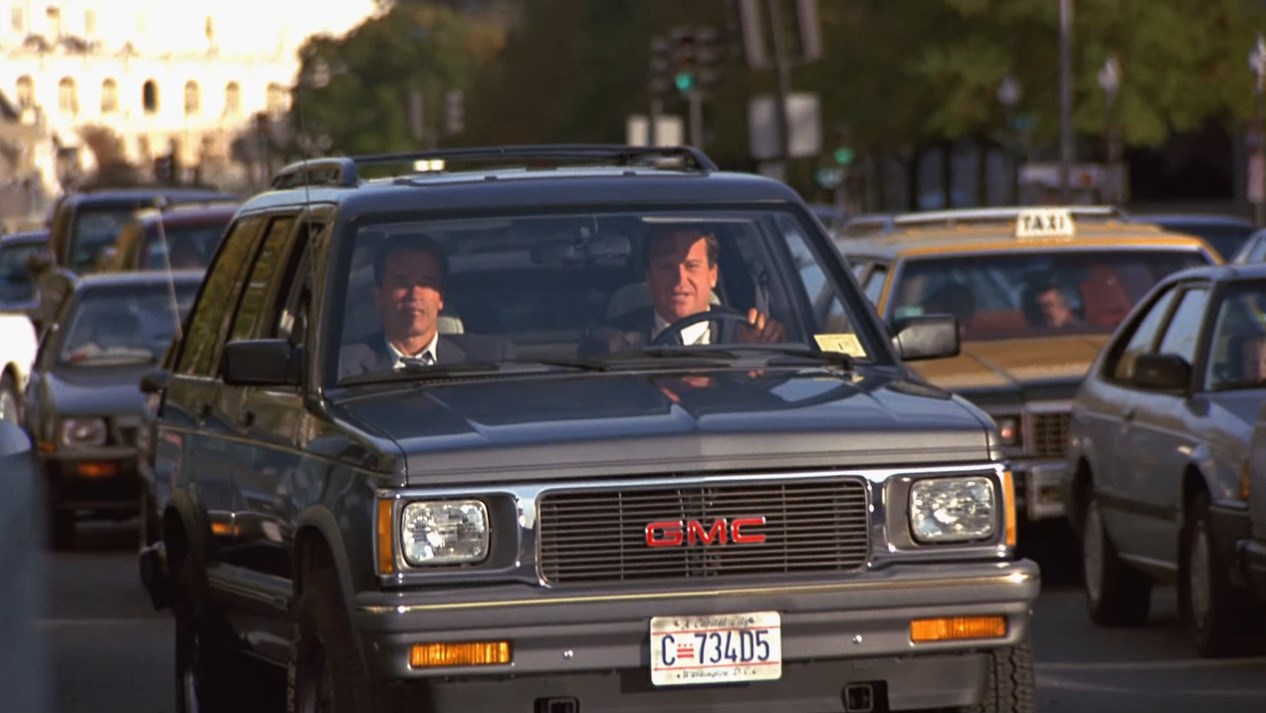 Дети цветы нашей жизни — десять секунд удовольствия и тридцать лет страданий.