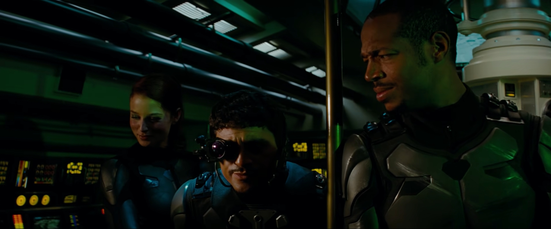 — Найти здесь базу МакКаллена всё равно, что иголку в космосе!
— Там стог сена!
— Да, верно, как стог сена в космосе!