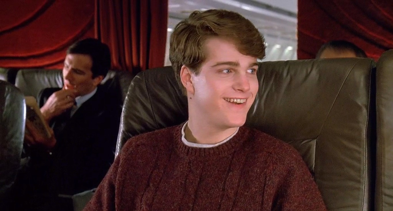 Чарли Симмс — Вы очень любите женщин, полковник.
— О, больше всего на свете. Только потом, далеко на втором месте — Феррари...