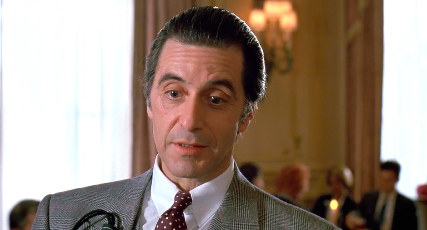 Женщины... Пока ты смотришь на них, ты живешь.
==================
Если мы перестали смотреть, Чарли, значит, мы умерли.
==================
Когда мы перестаём смотреть на них, Чарли, в этот день мы умираем. [Гаврилов]
==================
Как только мы перестанем на них смотреть, Чарли, в этот день мы умираем. [Визгунов]
==================
День, когда мы перестанем смотреть, Чарли, это день нашей смерти. [Володарский]