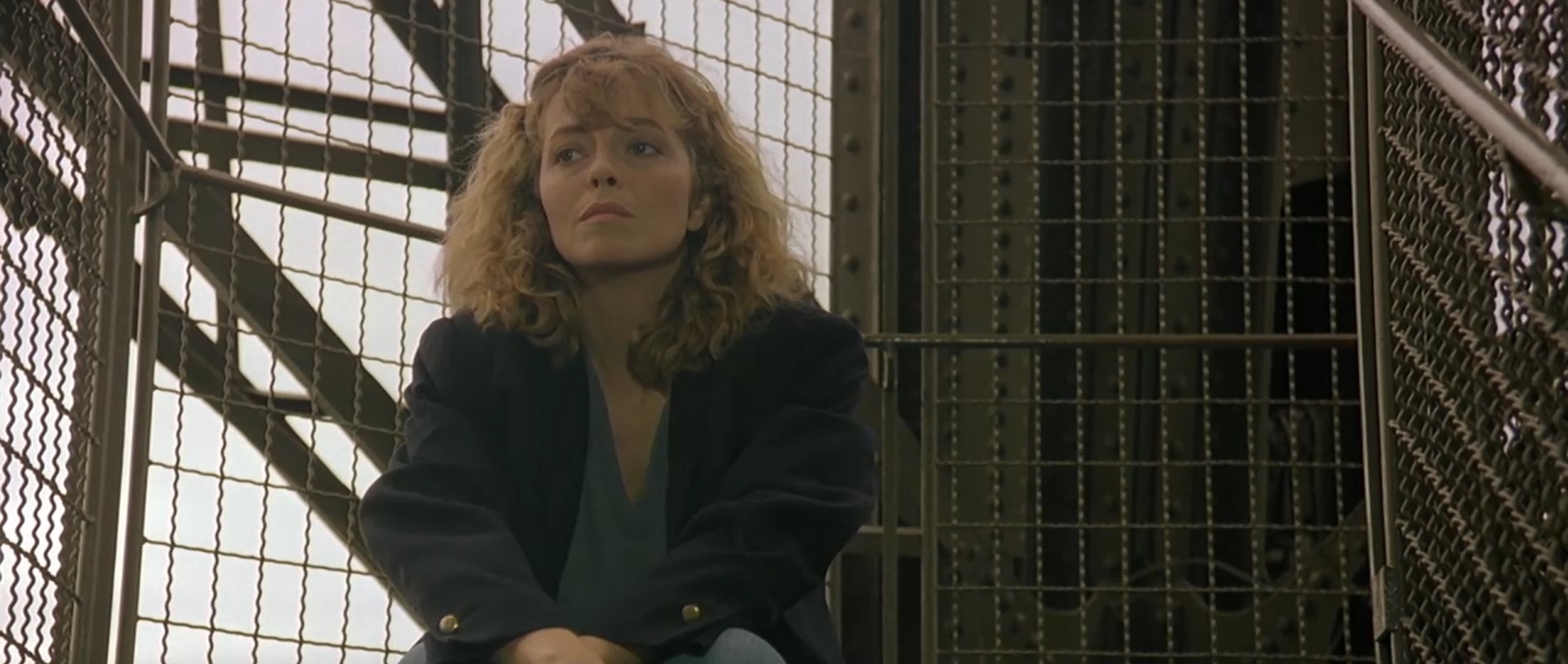 Тот, в ком говорит голос разума, любит меньше.