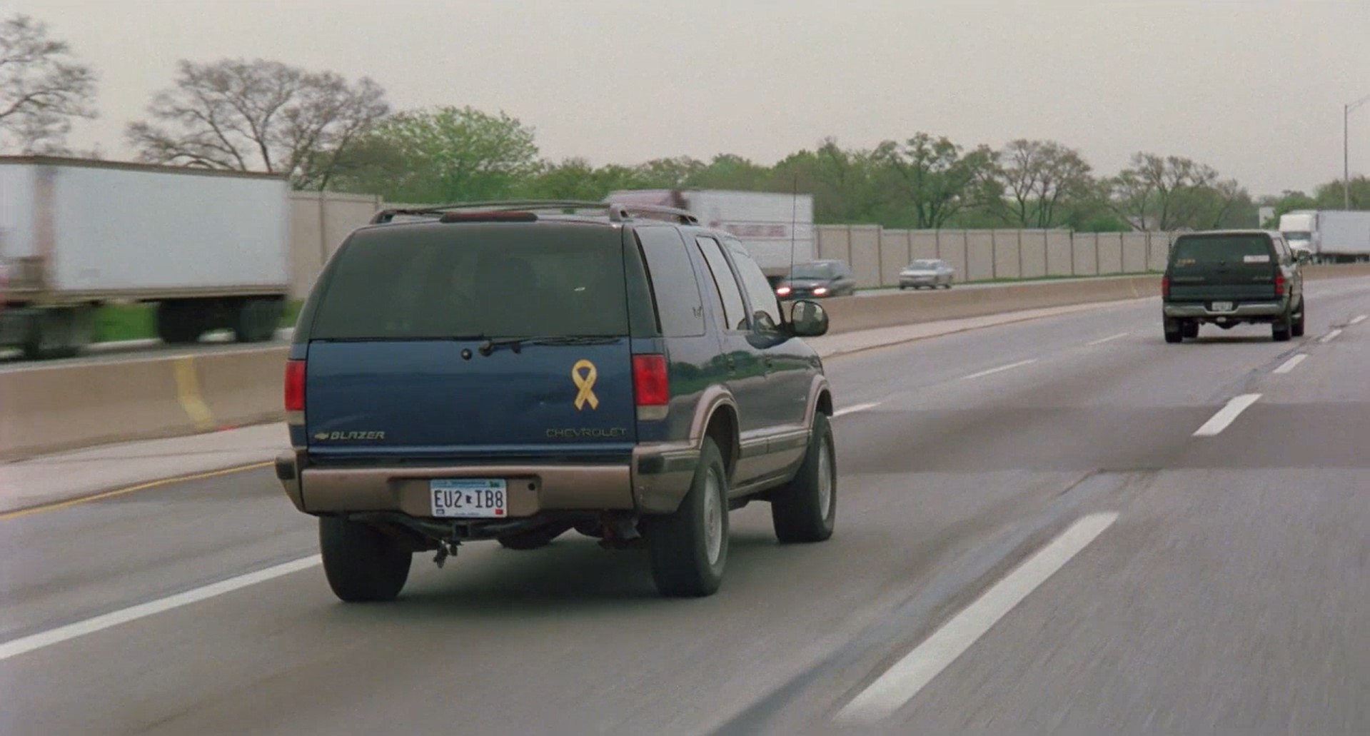 — Папа?
— Да?
— Что ты делаешь на работе целый день?
— Продаю разное дерьмо..
— Папа!
— Прости. Продаю разные вещи.