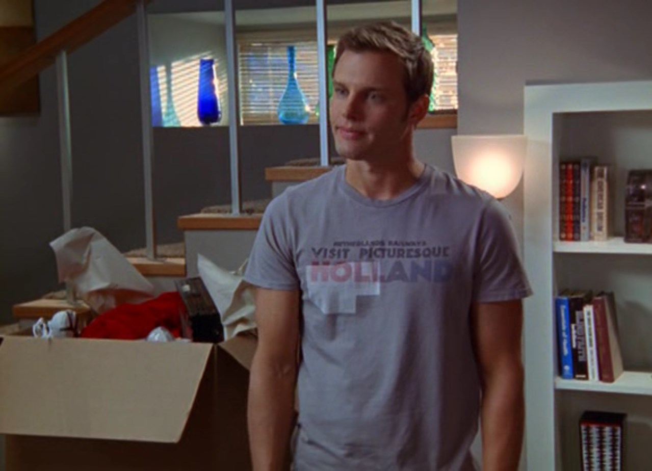 — Привет, Кит.
— Ты пришла к себе домой, пока я собираю вещи, хотя и обещала этого не делать. Блеск!
— Ну ты же знаешь, что мне нельзя верить. Я ведь еще обещала, что выйду за тебя замуж, да?