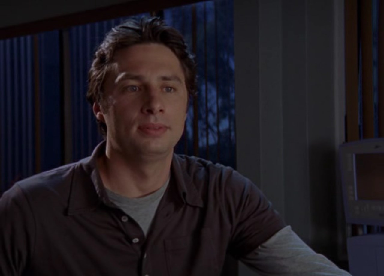 — Я сам сделаю анестезию. Я вкачу тебе такой укол, что ты вообще ничего не почувствуешь, и будешь рожать зефирку.
— Это как-то липко и неприятно!
— Единорога?
— Это огромная лошадь с рогом!
— Рожаешь... радугу?
— Так гораздо лучше.