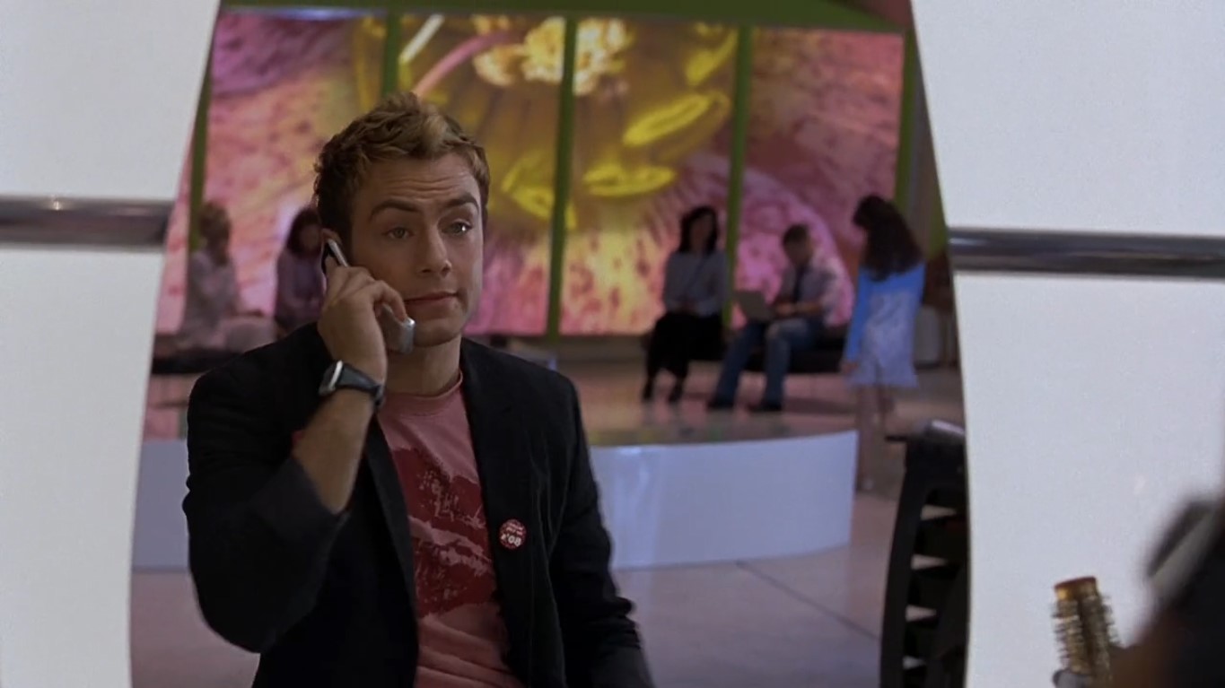 Виола Гастингс Пол Антонио — Всё плохо?
— Мне конец! Меня считают чудаком-неудачником! От меня так воняет, что все шарахаются!