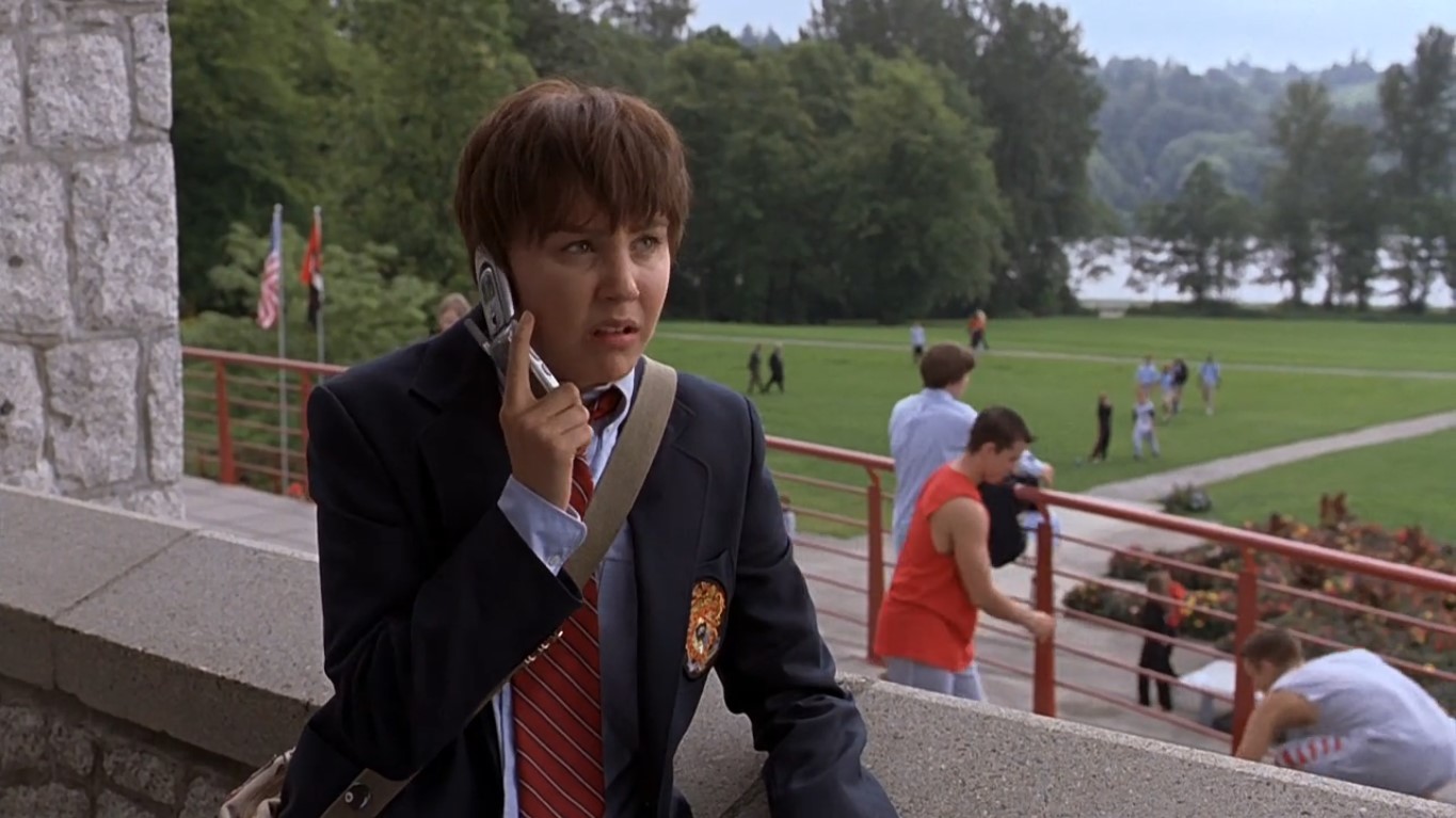 Виола Гастингс Пол Антонио — Всё плохо?
— Мне конец! Меня считают чудаком-неудачником! От меня так воняет, что все шарахаются!