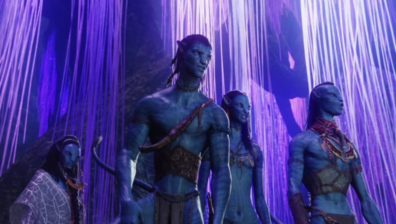 Небесные люди пытаются доказать, что они здесь хозяева... И что их никто не остановит. Но у нас есть, чем ответить.  Мы покажем Небесным людям, что они не хозяева здесь, и что это наша земля!