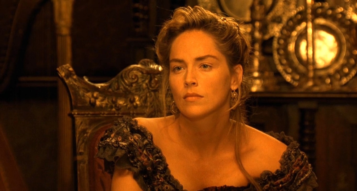 Джон Ирод Эллен «Леди» — Я был женат. На прекрасной женщине. Она мне изменяла.
— Где она теперь?
— Я же сказал: она мне изменяла.